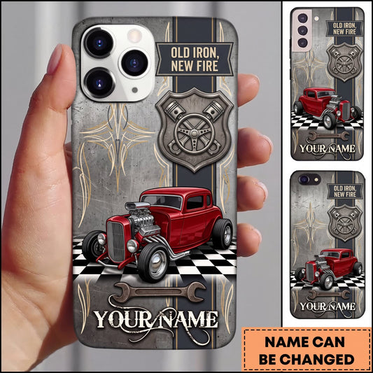 Maxcorners Hot Rod Red Classic Car with Silver Garage Emblem and Vintage Metal Texture Personalized Name 3D Phone Case