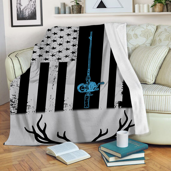 Maxcorners Fishing rod hunting rifle American flag Fleece blanket Hunting Fishing gift ideas