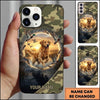 Maxcorners Circular Marshland Retriever Duck Hunting Multiple Dog Breeds Personalized Name Phone Case