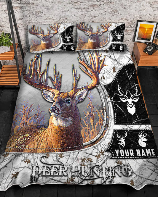 Maxcorners Personalized Name Eternity Ancient Textures Deer Hunting Quilt Bedding Set (Multi Color Options)