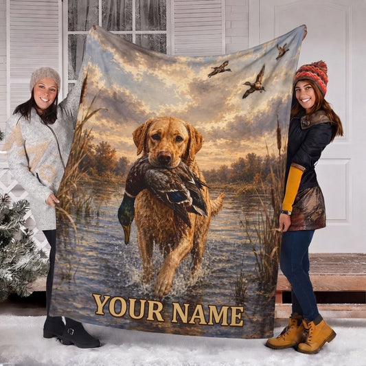 Maxcorners Duck Hunting Dog Golden Retriever Mallard In Mouth Water Splash Personalized Name 3D Blanket