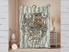 Maxcorners Hunting Season Blanket, Custom Camo Deer Throw Blanket, Personalized Blanket, Hunters Gift, Deer Stand, Bow Hunting, Gift for Him, Hunting
 LM1611